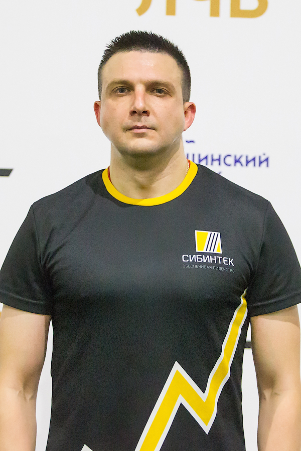 Сергей Солынин