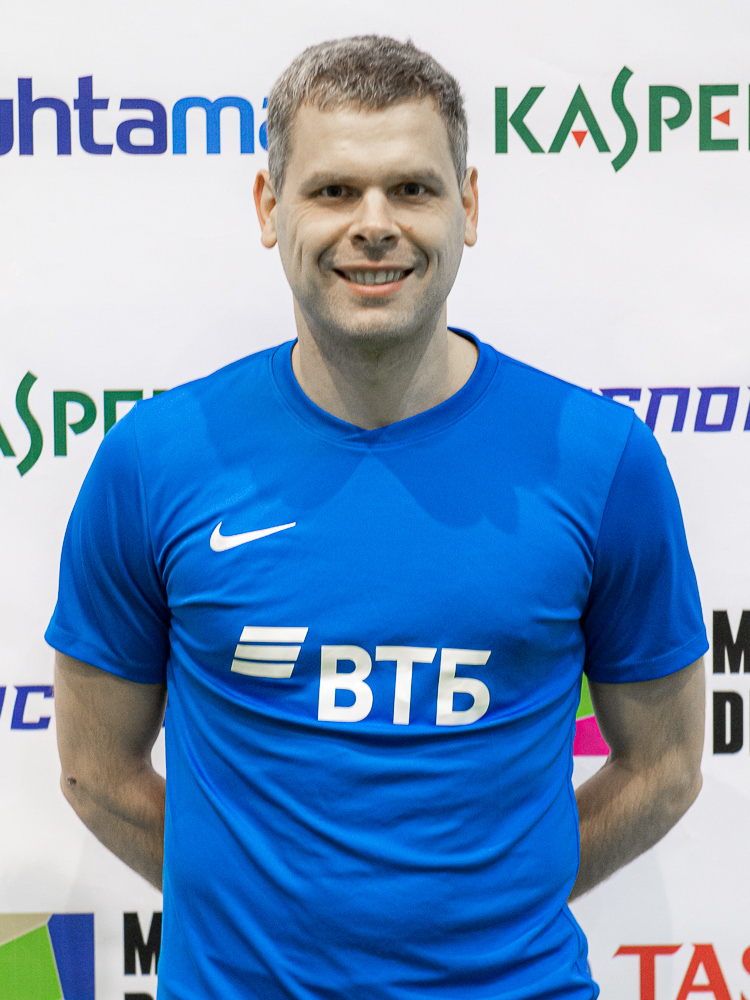 Борис Безрукавников