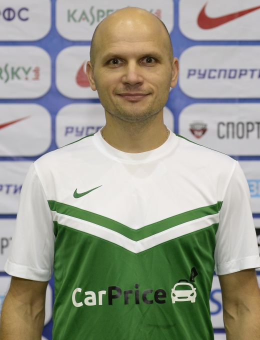 Денис Долматов