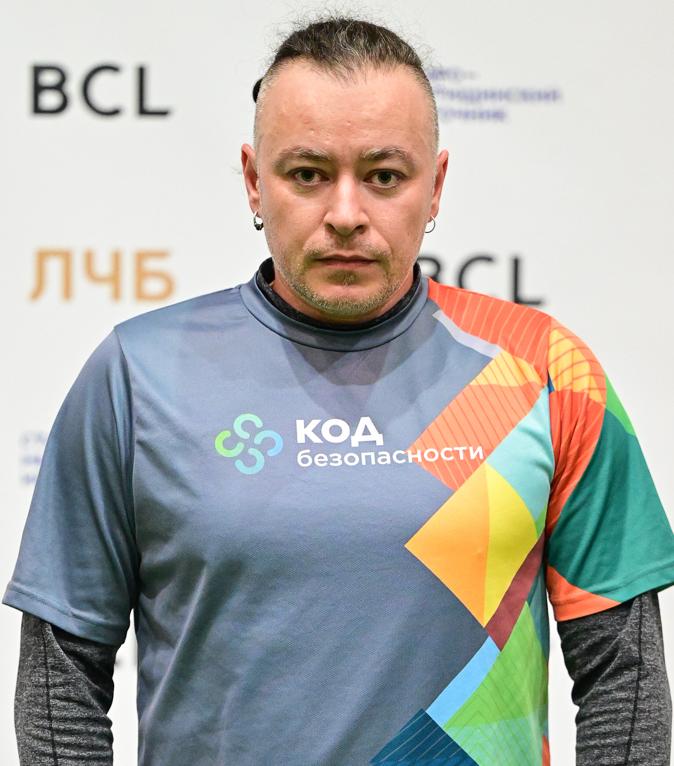 Александр Ефанов