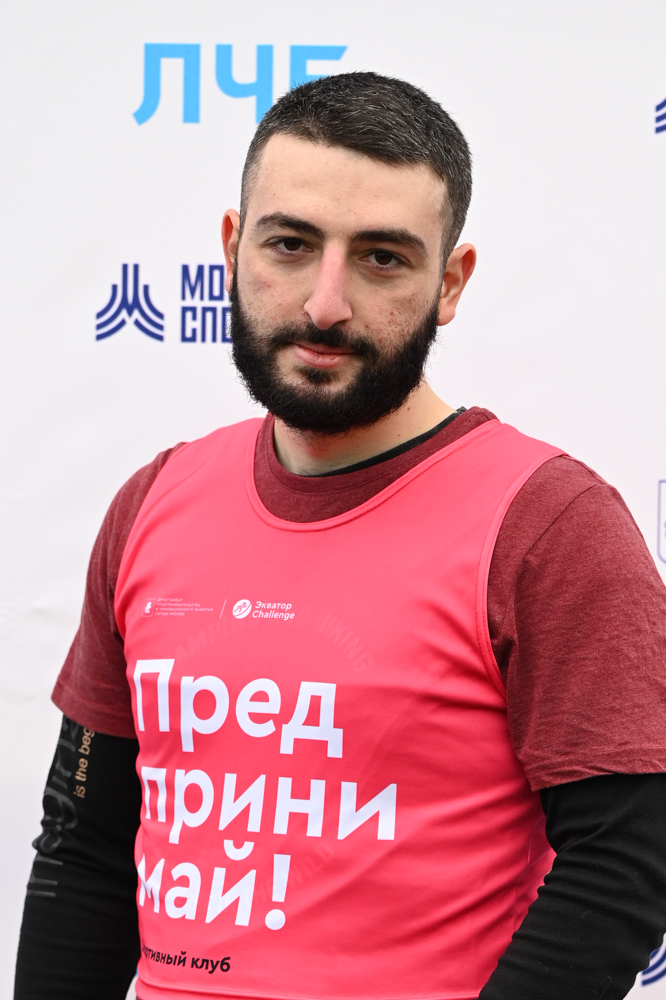 Арам Симонян