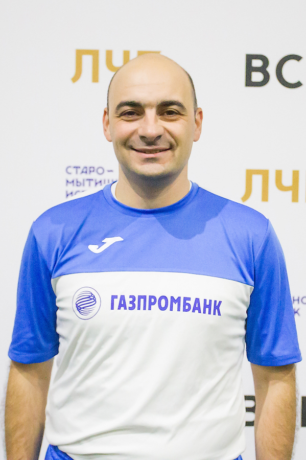 Аршак Симонян