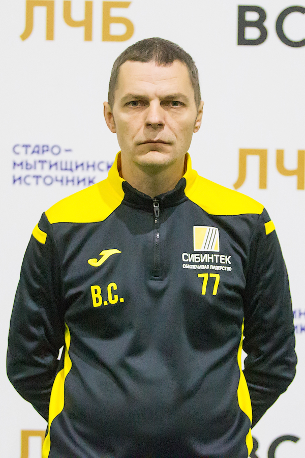 Василий Савенко